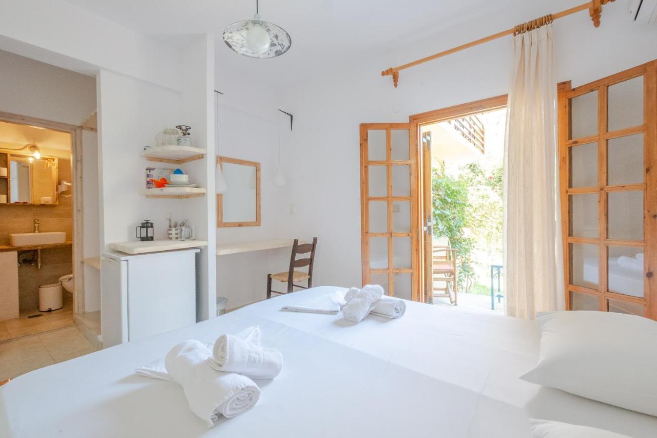 Irtakina Apartment Sougia Exterior photo